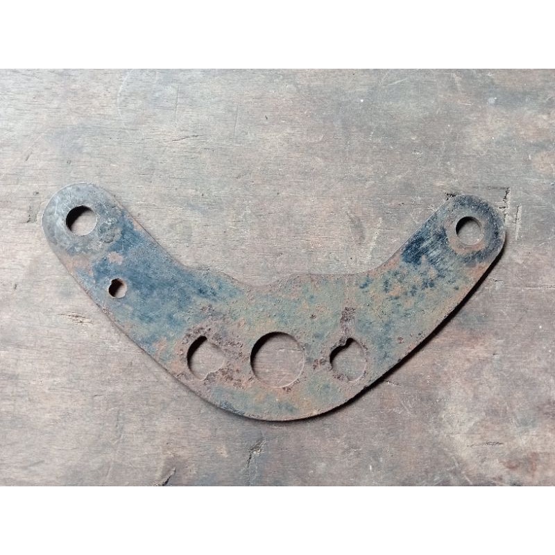 pangkon spedometer Yamaha L2 g / dudukan speedometer Yamaha L2 g ori