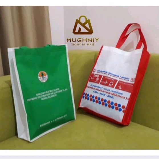 

Goodie Bag Jahit Custom / Tote Bag Spunbond Custom desain Sablon printing