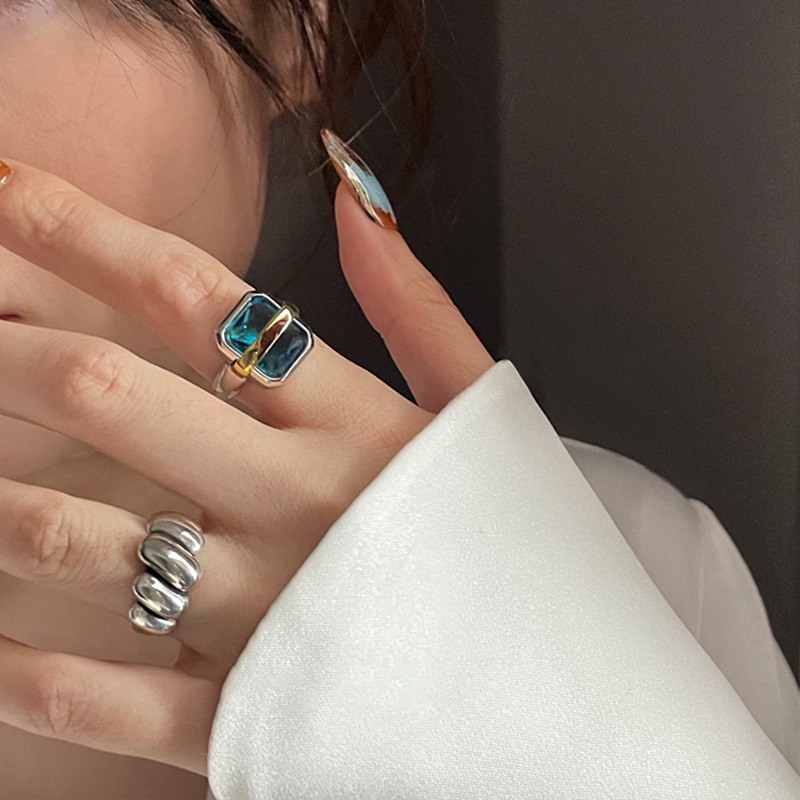 Cincin Roti Berlian Biru Persegi Aksesoris Retro Versi Korea Mewah Ringan