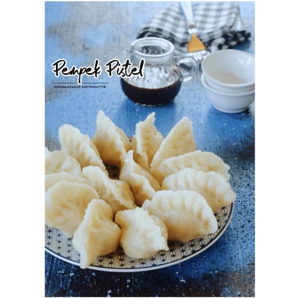 

Pempek Pistel Dapurbalin isi 10 pcs ( ½kg )