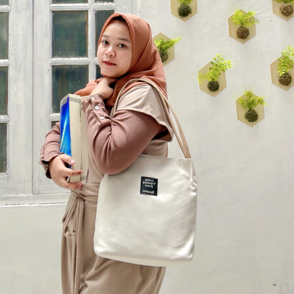 (COD in AJA) TOTEBAG PREMIUM SIMPLE Kain kanvas bludru halus - Motif polos tebal murah kuliah ngampus semarang