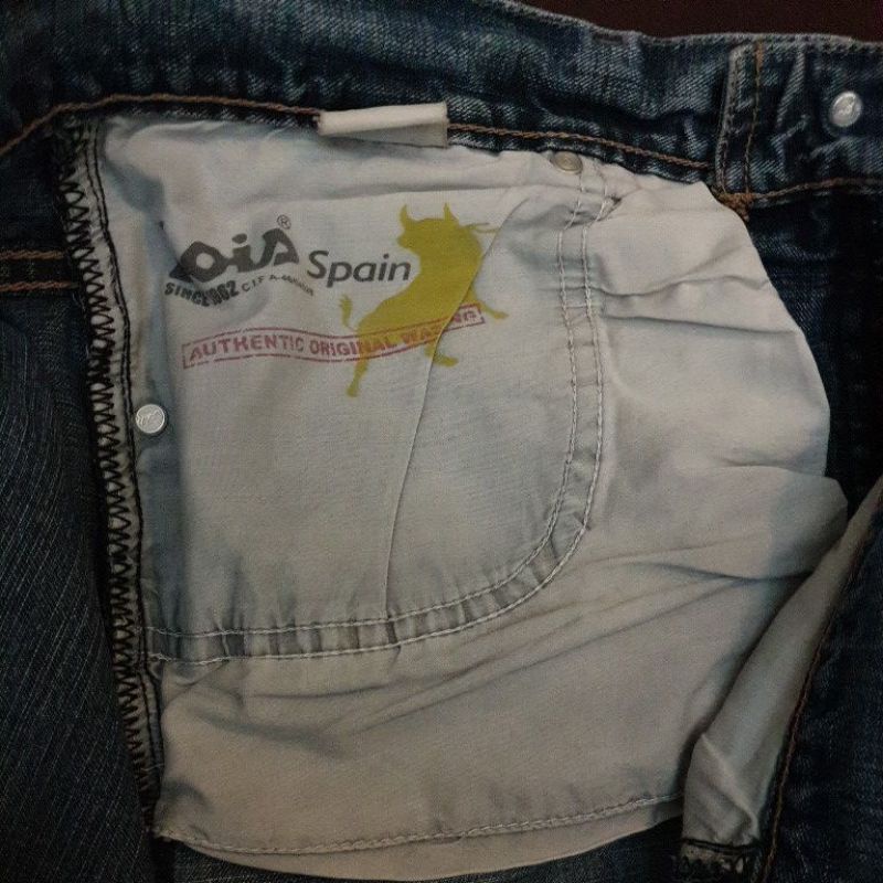 CELANA LOIS PRELOVED ORI