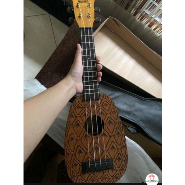UKULELE MAHALO PINEAPPLE