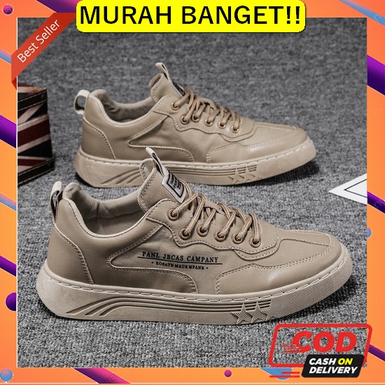 Sepatu Sneakers Pria Cowok Kets Casual Santai Kekinian Original Terbar Sepatu Pria Sneakers Import -