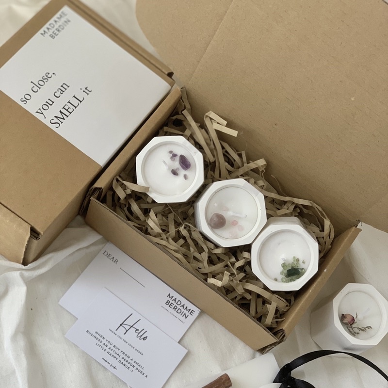 Hampers Lilin Aromaterapi Crystal Healing Stone | Hampers Ulang Tahun | Birthday Gift Kado Ulangtahun Wisuda | Hampers Wedding | Kado Ulangtahun Sahabat | Paket Lilin Aromaterapi | Hampers Bridesmaid | Souvenir Wedding