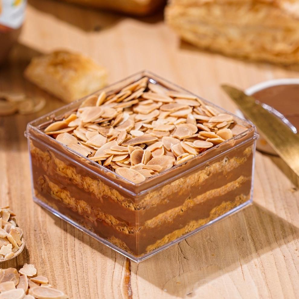 

☛☛ List New 1.1 Nutella Layer Dessert box .,,.,.,