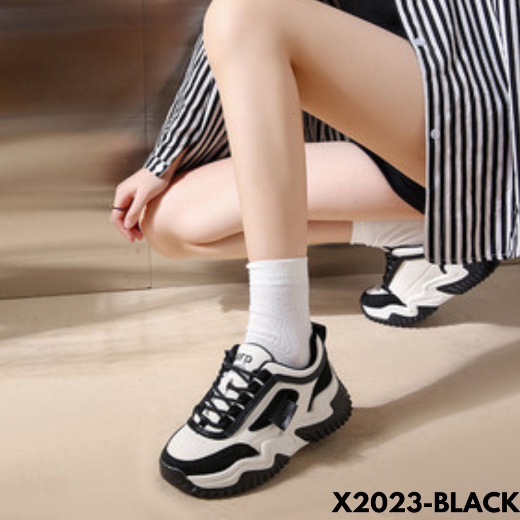 SEPATU SNEAKERS WANITA DESIGN KEKINIAN GAUL GAYA BEPERGIAN BAHAN PU BERKUALITAS IMPORT 2023