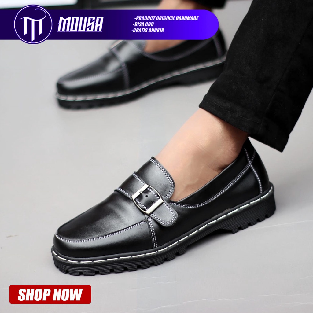 Sepatu Formal Kerja Pantofel Pria Docmart Hitam Kulit Sintetis Mousa Domo