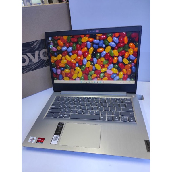 LENOVO IDEAPAD SLIM 3 - AMD ATHLON SILVER /RAM 4 GB/256 SSD/14" HD/WINDOWS 11