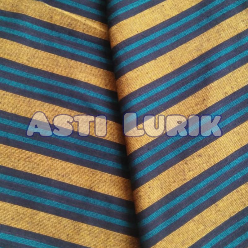 Tenun Lurik ( 200 x 110 - 115 ) . Lurik Halus . Lebar Besar . Kain Tenun Lurik Hijau Kuning Emas Ped