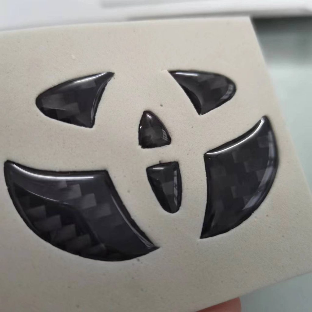 1x Stiker Lencana Emblem Mobil Auto Serat Karbon Untuk Toyota Corolla Camry Yaris Rav4 Prado CHR TRD VIOS