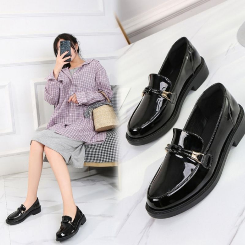 Sepatu Docmart Loafers Wanita Corla Terbaru Premium Import 8045 Flat Fashion Ootd Remaja Sekolah Sekolah Kekinian Bisa Cod