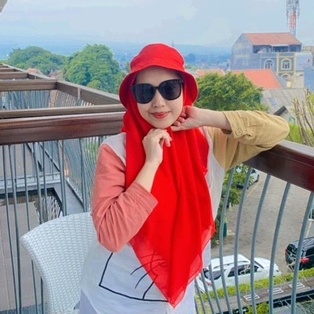 Hijab Segi Empat Bella Square Topi bucket