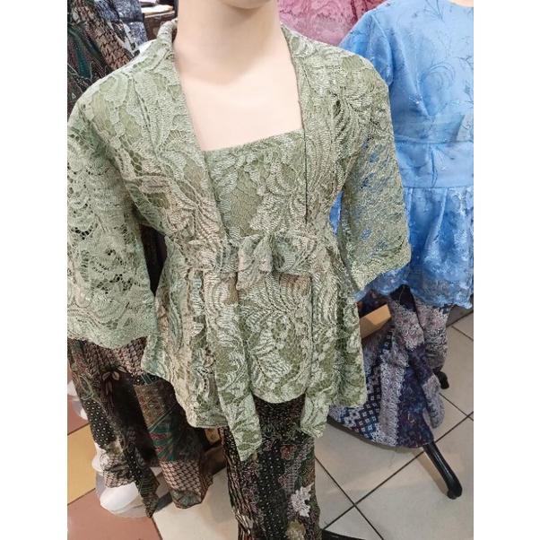 Setelan kebaya anak Kutubaru Sage grenn//kebaya anak lucu//kebaya anak modern//kebaya brokat anak lengan ke pendek//kebaya anak lengan pendek//brukat anak terbaru//dress anak lucu