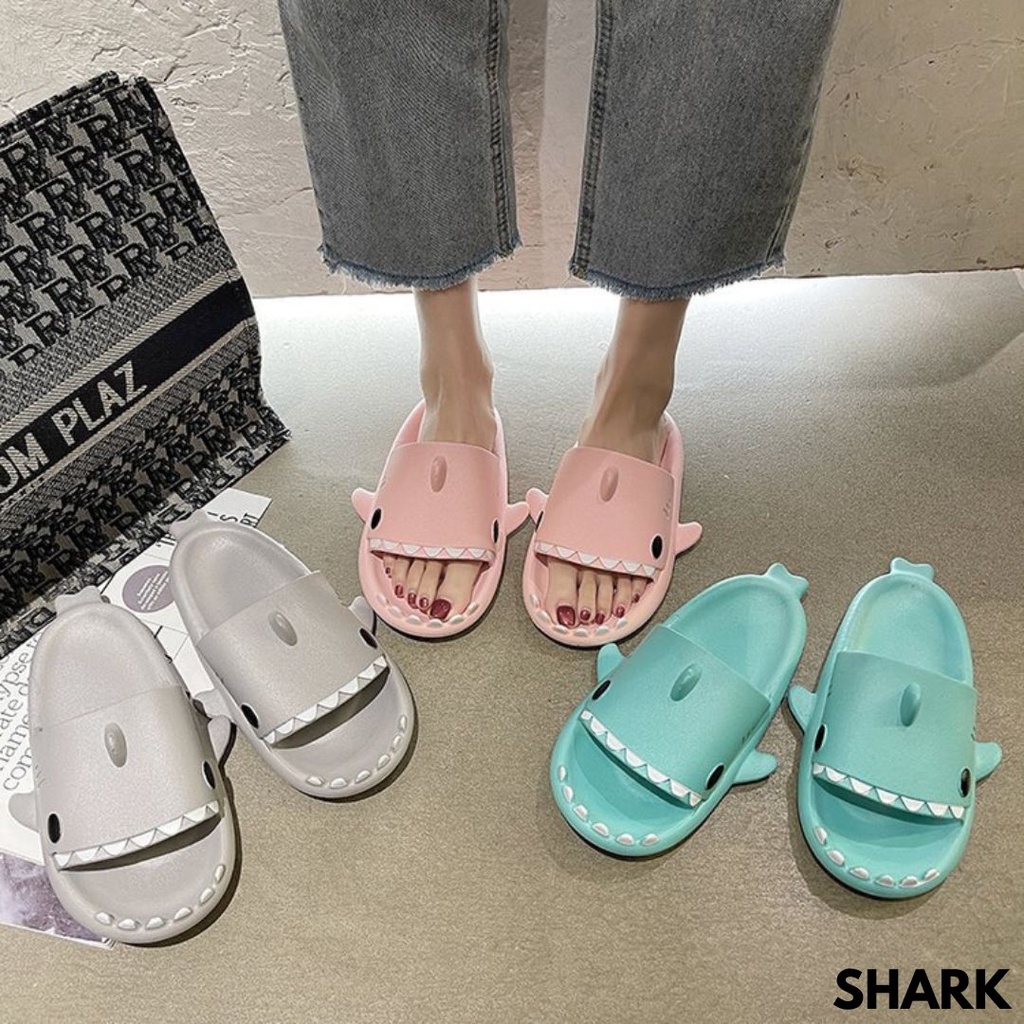 SANDAL WANITA BENTUK HIU COMEL COMFORTABLE INDOOR OUTDOOR BAHAN RUBBER IMPORT SHARK