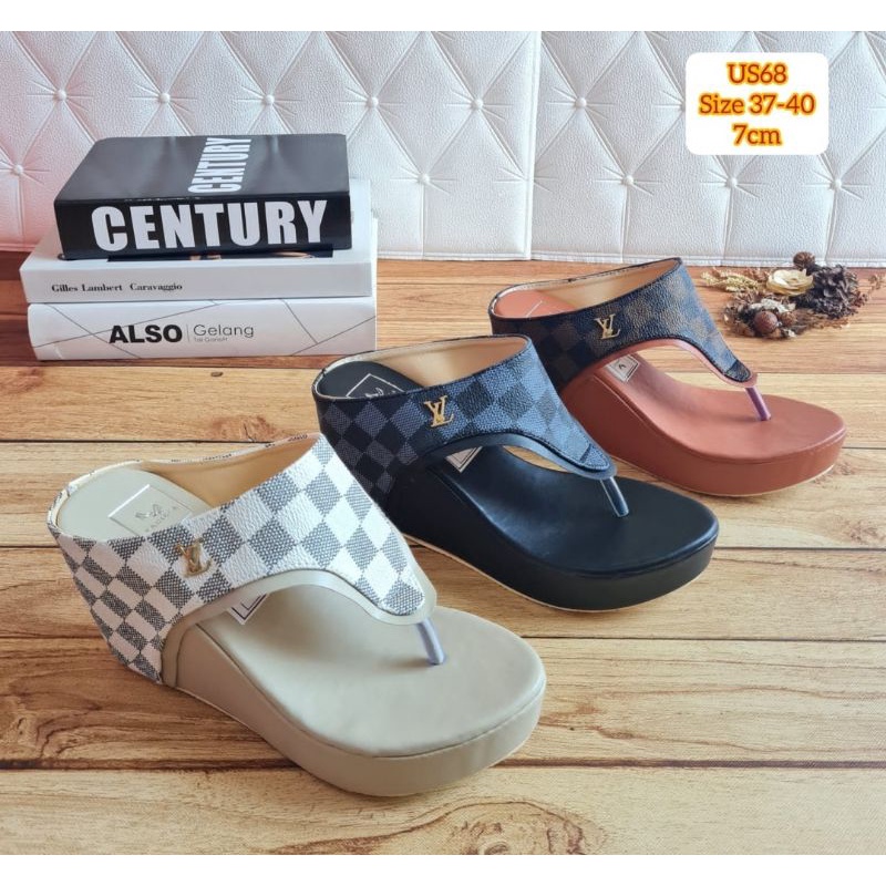 ABBUSHOES US 68 Sandal Wedges Untuk Wanita jepit catur