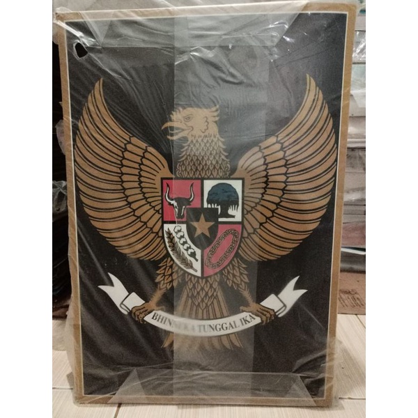 

Poster Dinding Garuda Tanpa Teks
