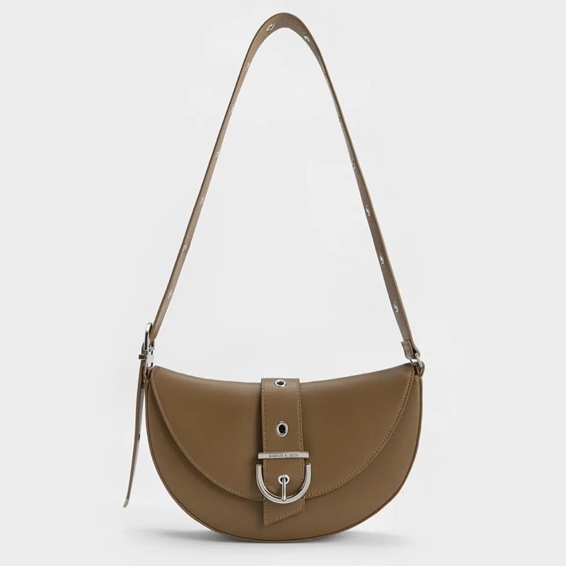 Tas Wanita Buckled Strap Crescent