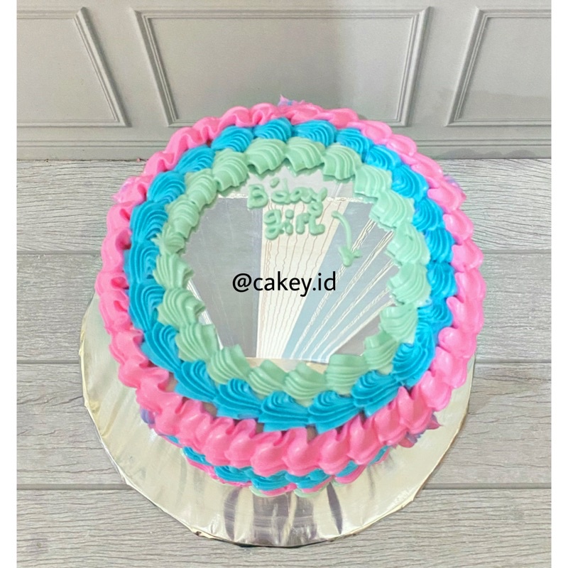 

Kue Ulang Tahun Karakter Mirror / Mirror cake (butter 18cm)