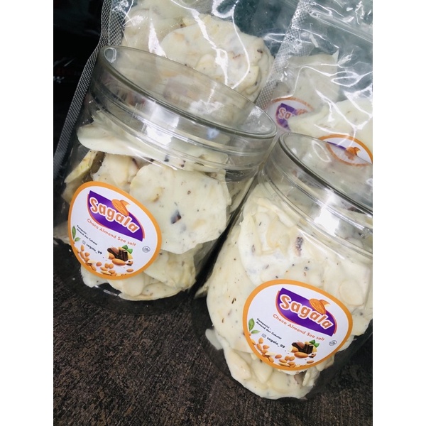 

coklat putih almond