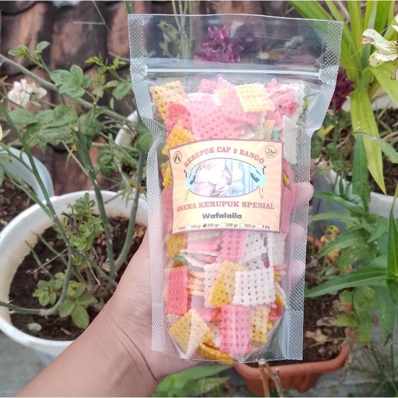 

KERUPUK KEONG MENTAH CAP 2 BANGO 200gr