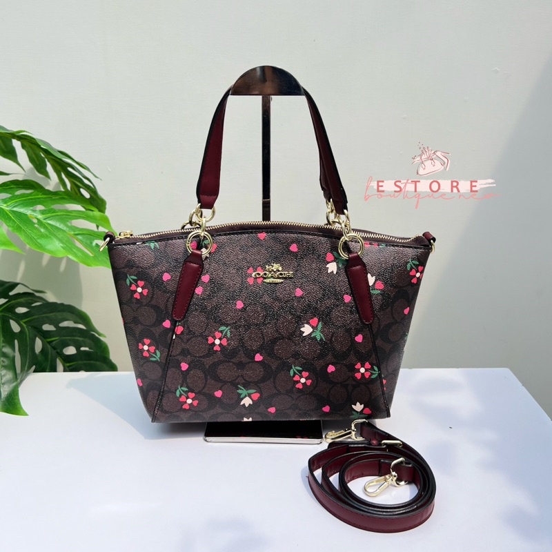 New Ch 03 Flowers Tote Bag