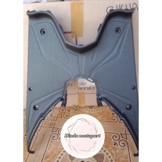 Dek atas atau pijakan vario 125 old