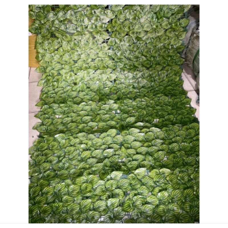 Daun rambat sintetis//ukuran L 1 meter x P 3 meter