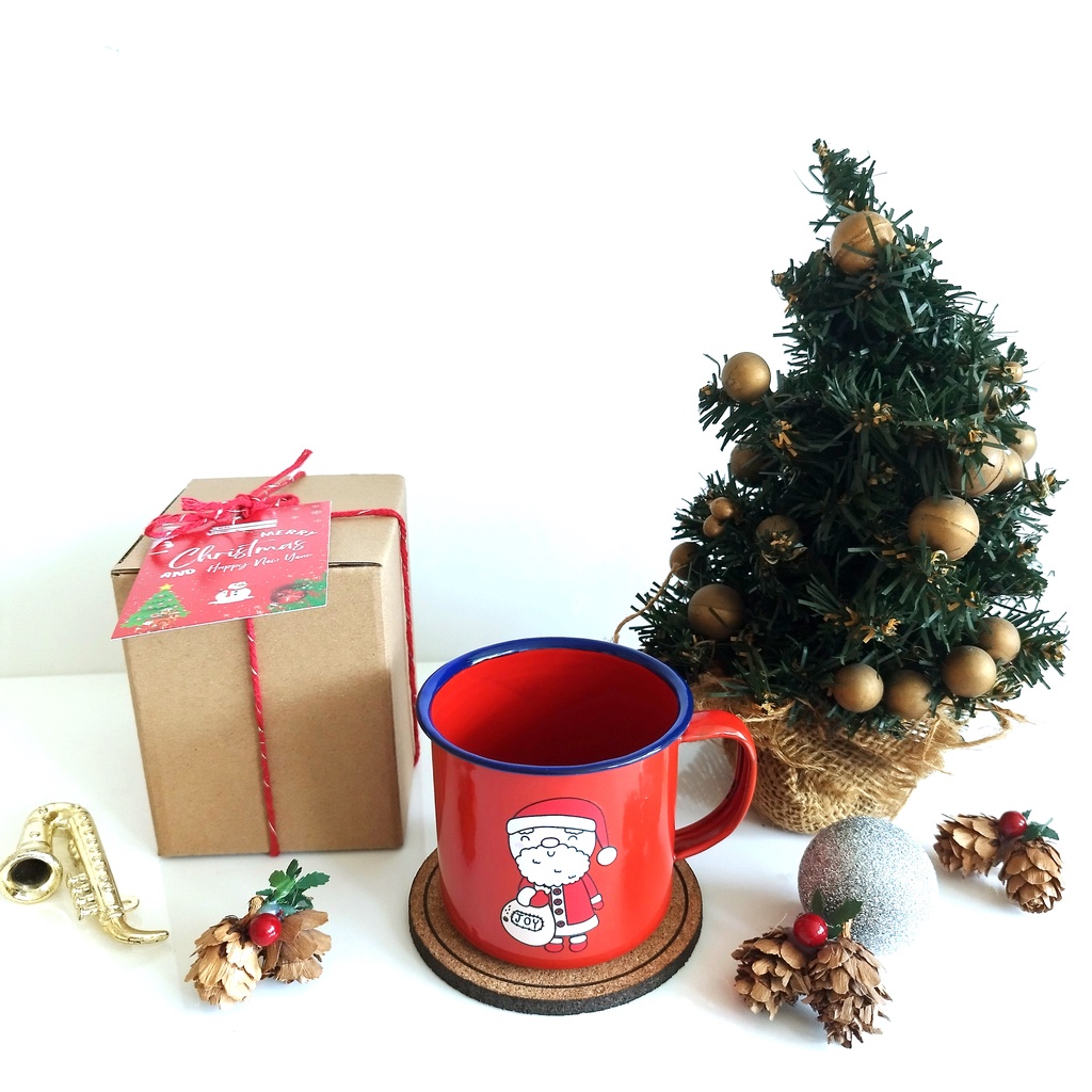 Hampers Natal / Christmas Gelas / Mug Enamel dengan Tali dan Hang Tag