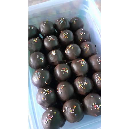 

bola coklat