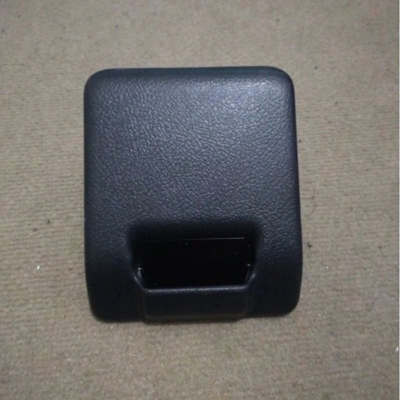 TEMPAT ASBAK ROKOK DAN COIN UNTUK DAIHATSU GRANDMAX DAN LUXIO ORIGINAL