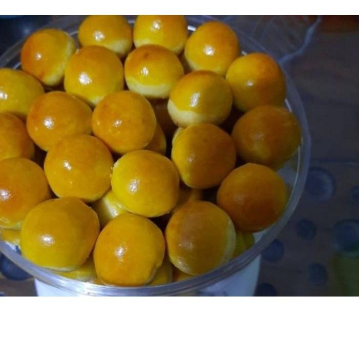 

Harga Terjangkau ✽ kue nastar premium(isian full banyak & lembut , lumer di mulut);