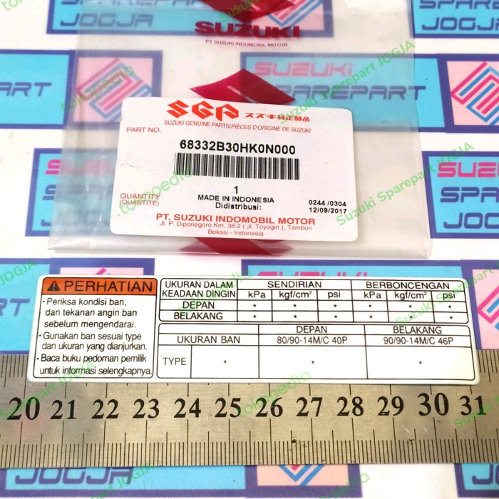 Suzuki Genuine Parts, 68332B30HK0N000 Stiker Tabel Tekanan Ban Suzuki Shooter Original