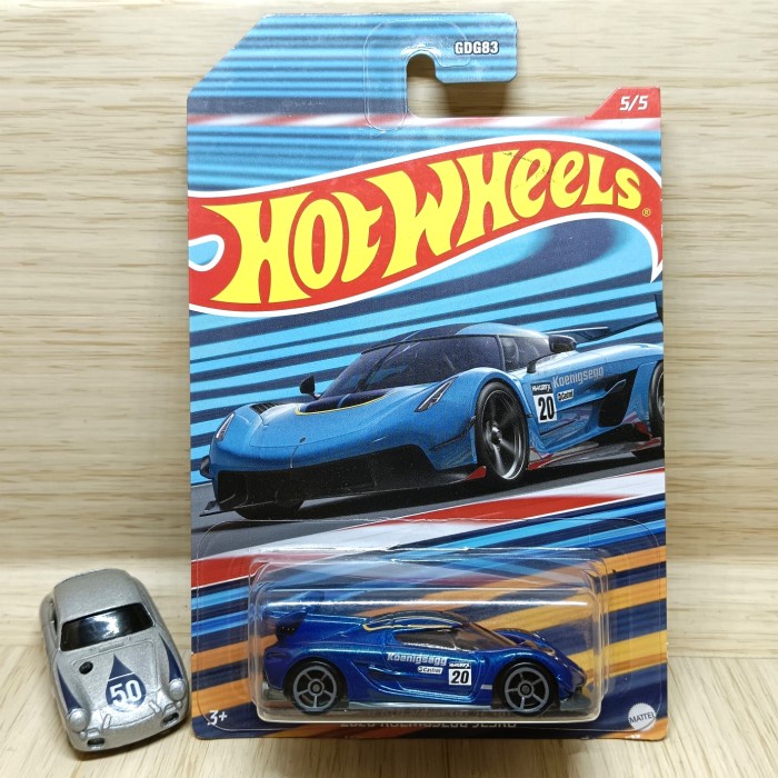 hot wheels 2020 koenigsegg jesko racing circuit biru 2022