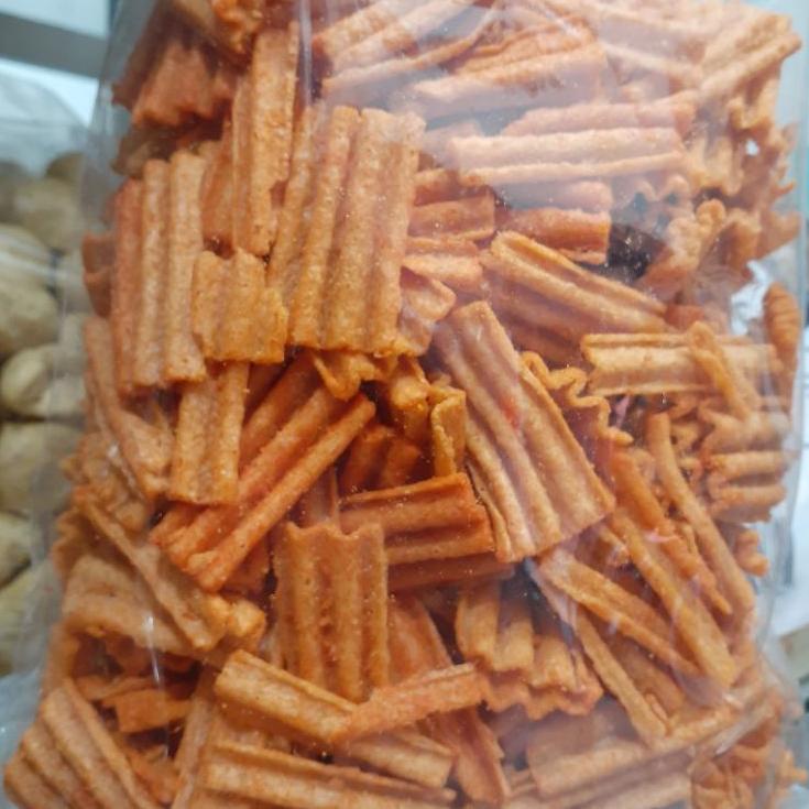 

L9S❀ KERIPIK KENTANG BALADO 500GRAM KILOAN Barang Laris