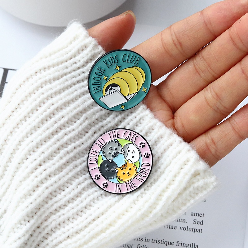 Lucu Kucing Club Enamel Pin Kreatif Anak-Anak Club Tidur Kucing Bros Lencana Kerah Pin Kartun Hewan Lencana Perhiasan Hadiah Untuk Teman