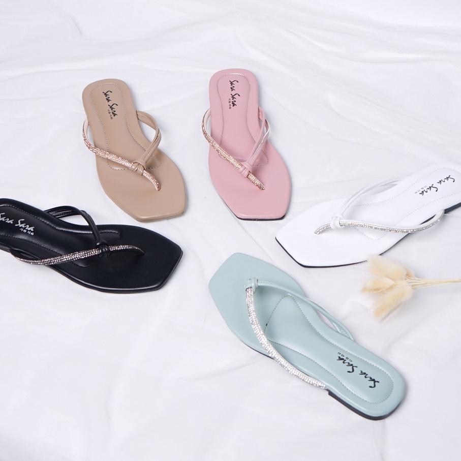 SARASARA YUK - ANGEL Sandal Wanita Jepit Blink Kristal Size 36 - 40 Sendal Teplek Flat Cewek Pergi Jalan Rumahan Belleza Warna Hitam Pink Japit Rumah Anti Slip Empuk Sara Sara 37 38 39 Perempuan Kekinian Terbaru Shoes ORI Original Mall Official Store