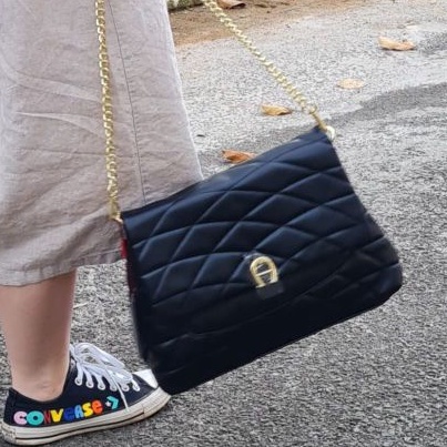 Aigner Maggie Shoulder Bag PREMIUM