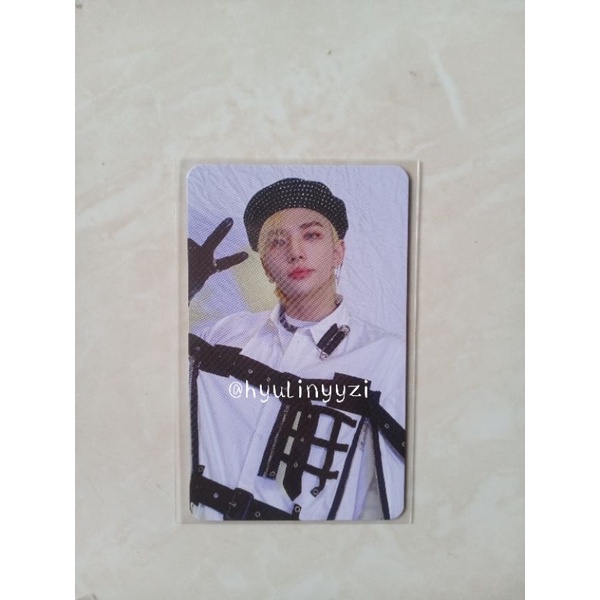 photocard hyunjin appmus oddinary