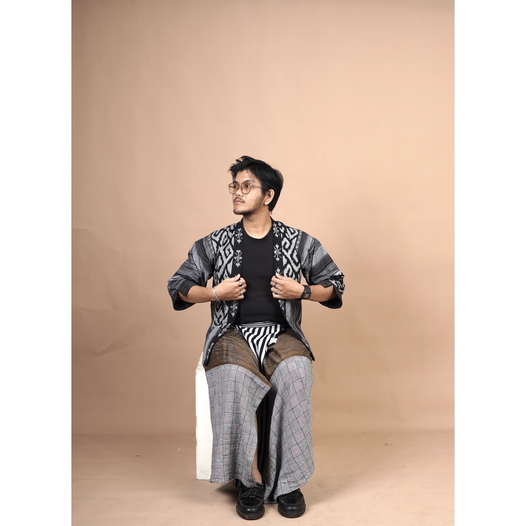 OUTER PRIA ETNIK - JANI OUTER