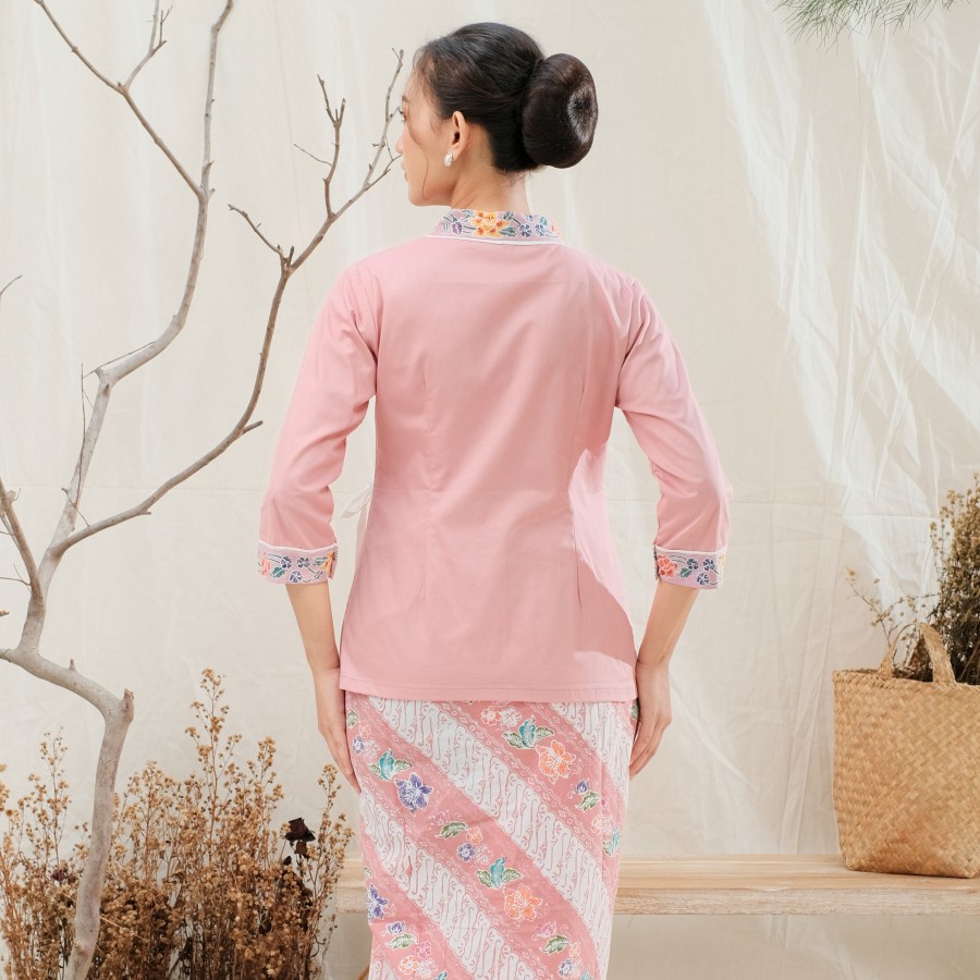 Kebaya Batik Kirana Lengan 7/8 Meradelima Katun Jepang Dusty Pink