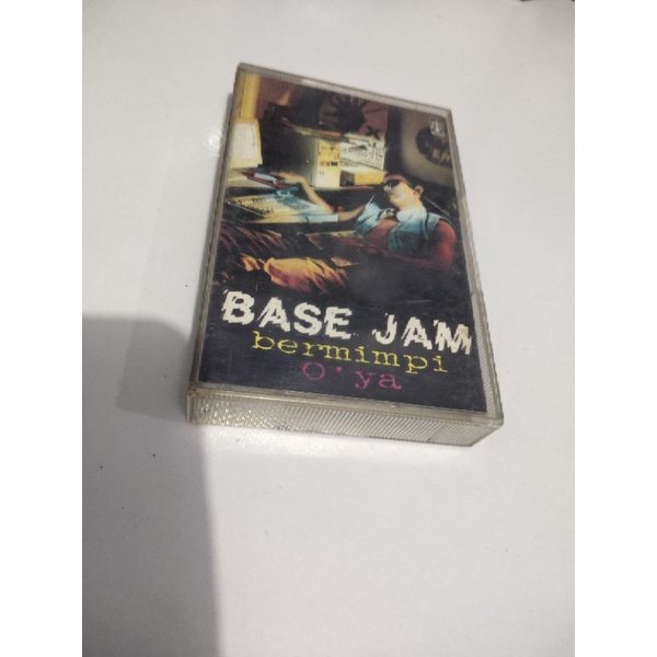 kaset pita base jam / bermimpi