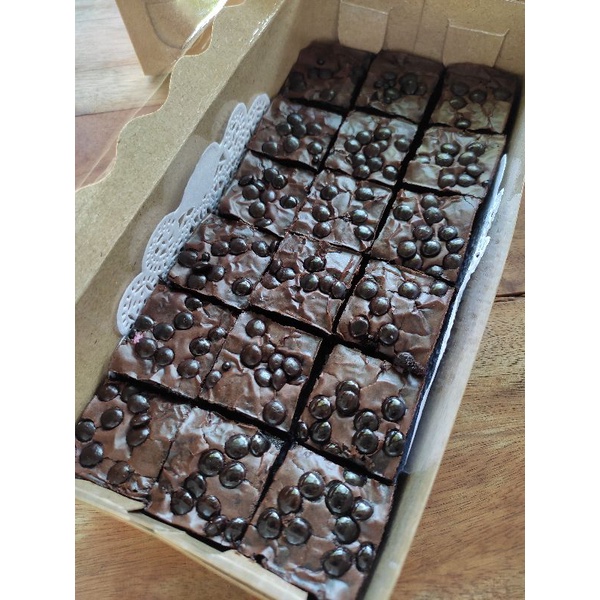 

Brownies Panggang, Bronis Panggang Chococip, Coklat Brownies 18 potong