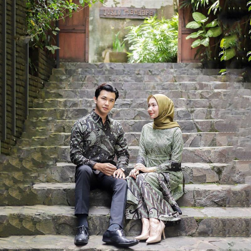 Jual Batik Couple Cindy Batik Couple Kebaya Couple Set Kebaya Batik Kekinian Batik