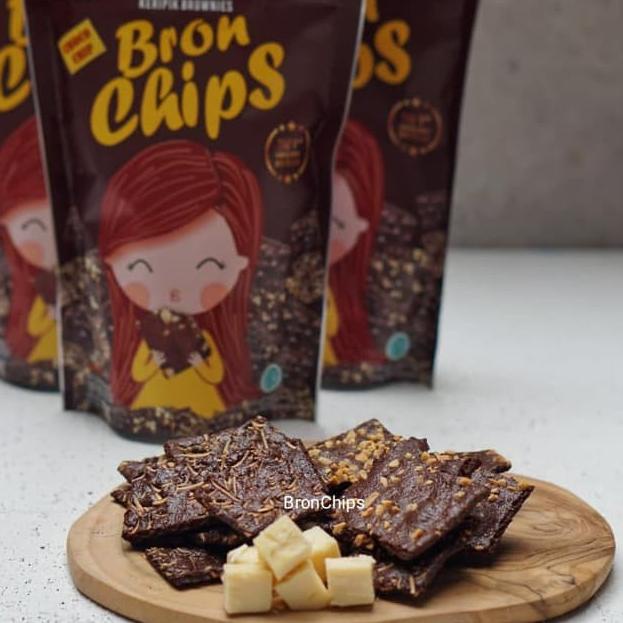 

↫ Bronchips Keripik Brownies Keju Kacang Greantea ChocoChips 60gr Snack jajanan keripik brownis enak ⇞