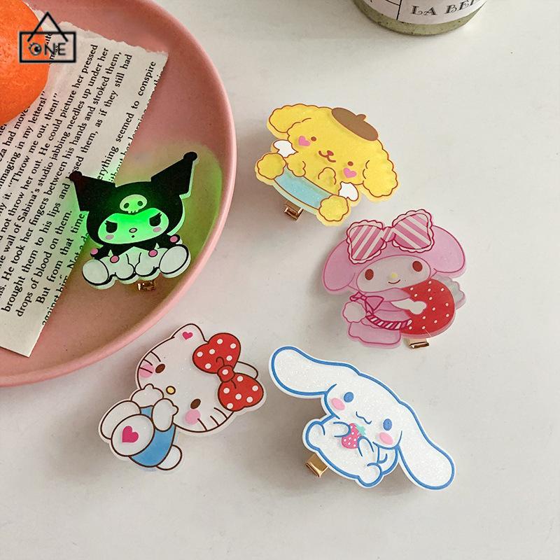 COD❤️Jepit Rambut Sanrio Led Nyala Lampu Menyala Kartun Jepitan Hairpin Cinnamoroll Anjing Kucing Bebek Bill Clip Aksesoris Rambut Poni Lucu Bercahaya