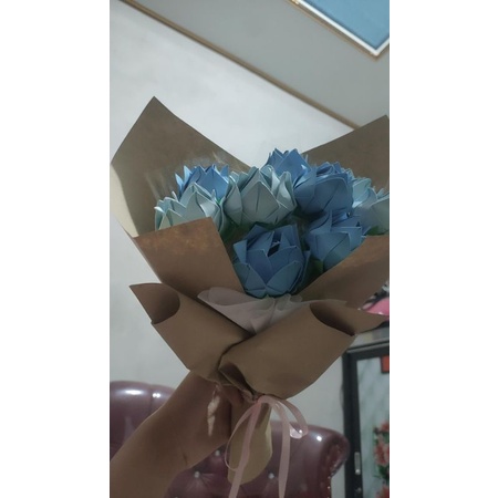 BUCKET BUNGA TULIP, BAGUS UNTUK HARI IBU ATAU KADO ULANG TAHUN BUAT PACAR