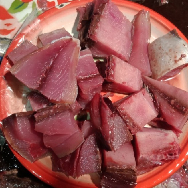 

Ikan Tongkol Basah Potong Segar Berkualitas - 1 Kilogram