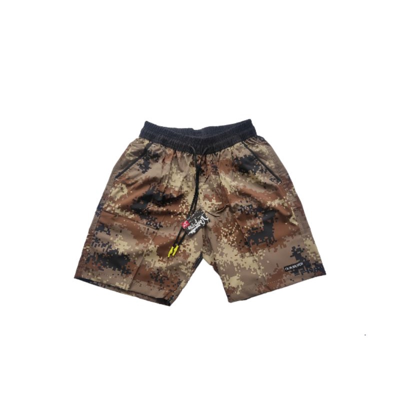 Celana pendek Quiksilver