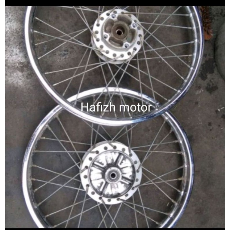 Velg depan belakang second orsinil Revo absolute